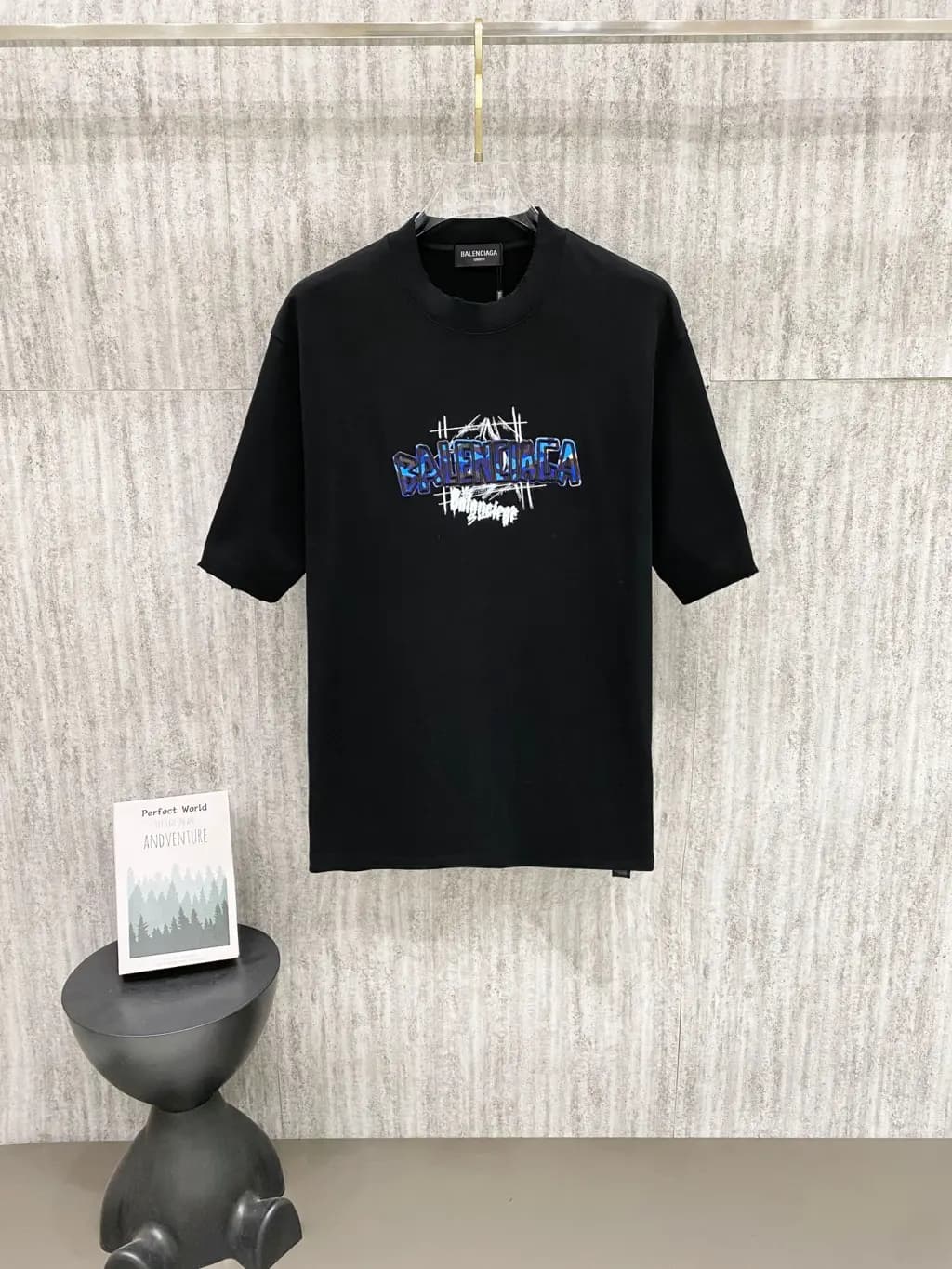 발렌시아가 26SS 헤비웨이트 코튼 반팔티
