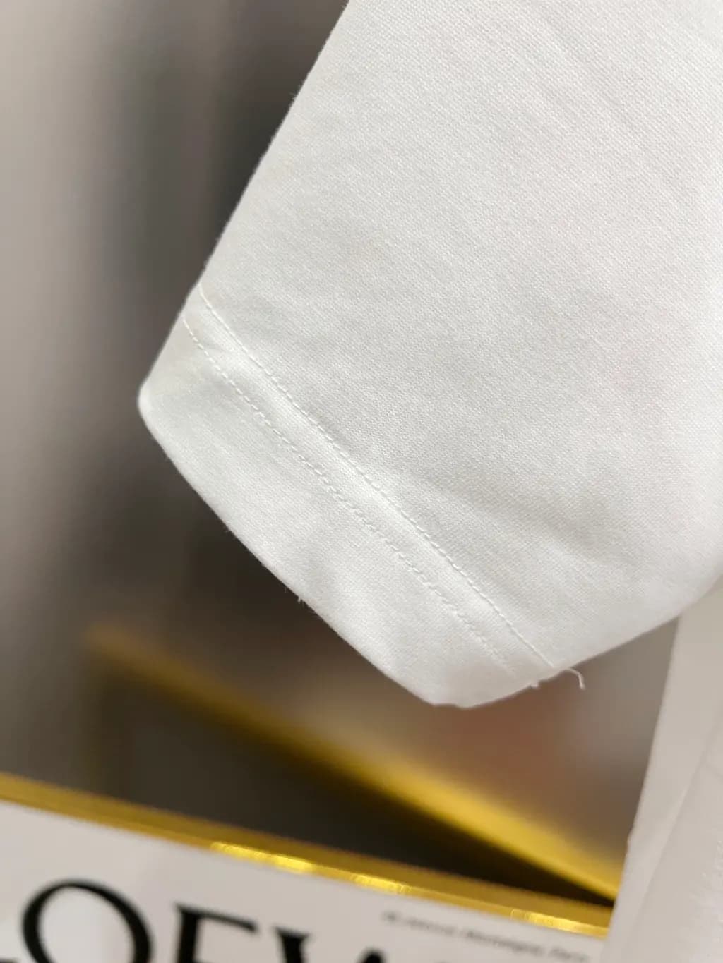 발렌시아가 발렌시아가 파리 리버티 미디엄 핏 티셔츠 상세 이미지