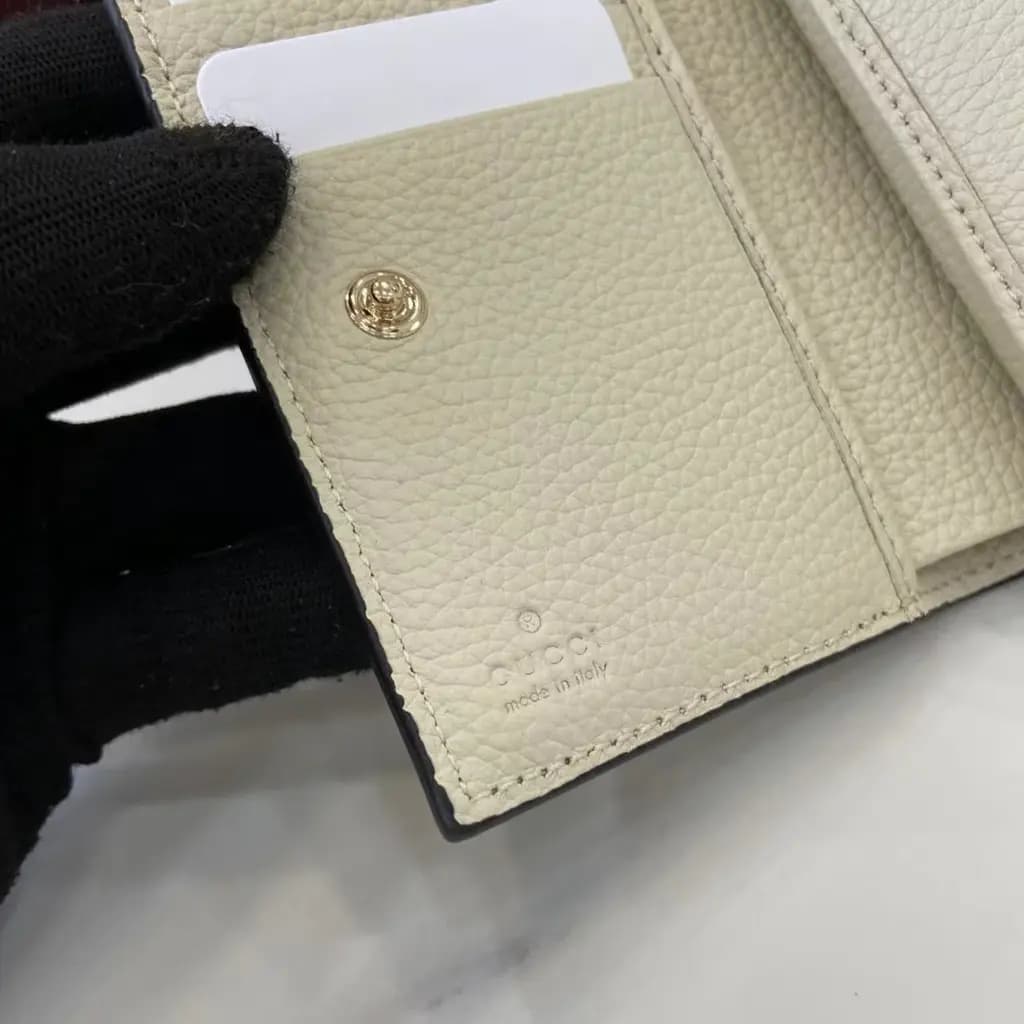 구찌 구찌 GG 엠블럼 스몰 지갑 상세 이미지