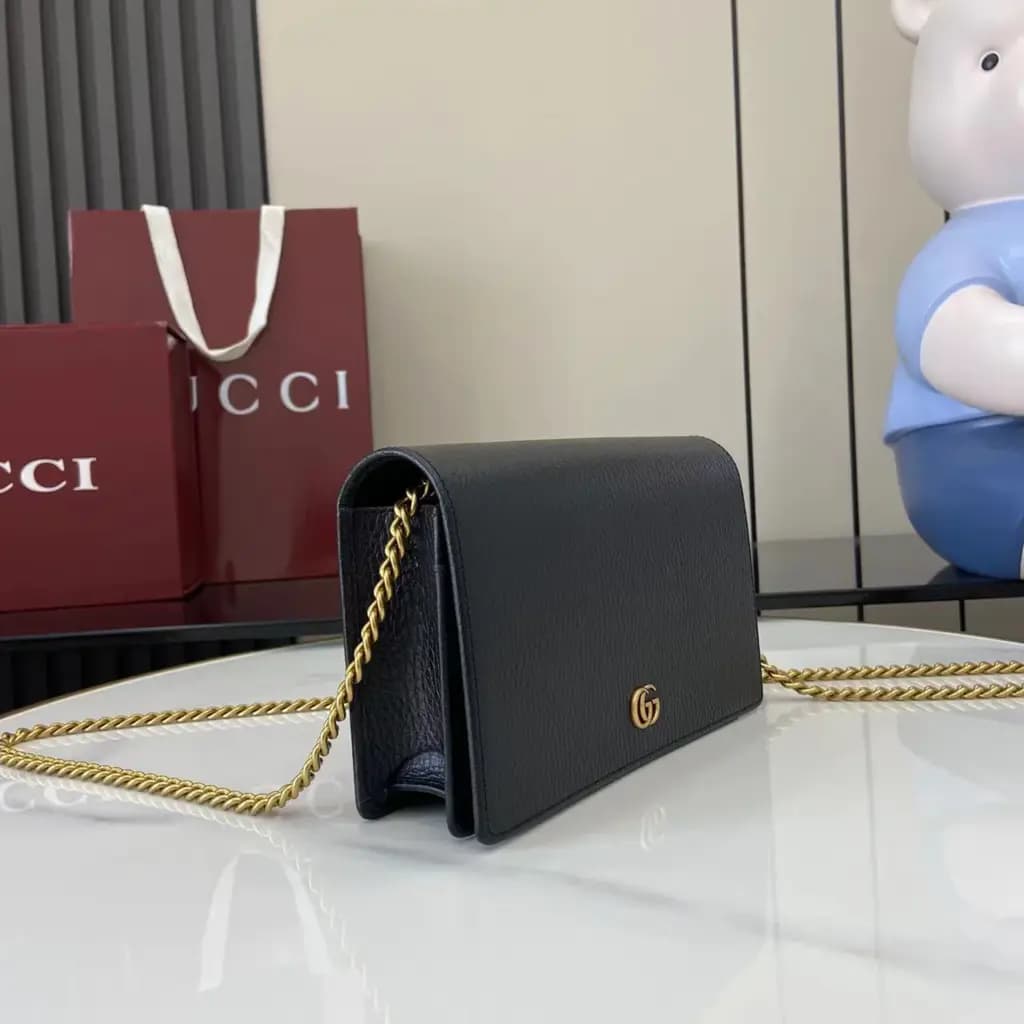 구찌 Gucci GG 마몬트 레더 금장 체인 미니 크로스백  상세 이미지