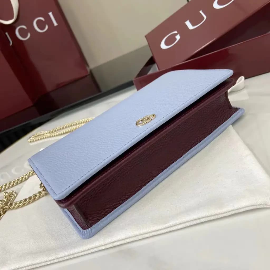 구찌 Gucci GG 마몬트 레더 금장 체인 미니 크로스백  상세 이미지