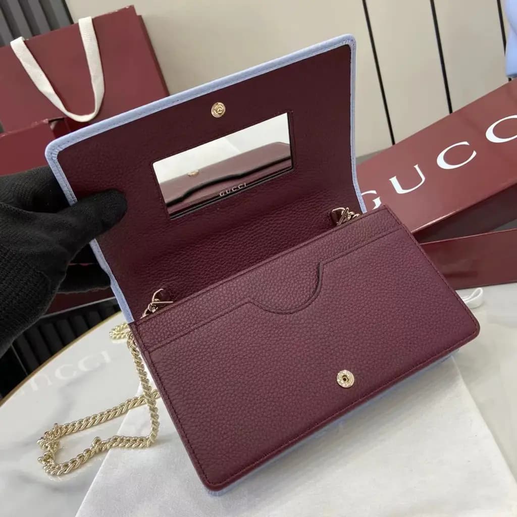 구찌 Gucci GG 마몬트 레더 금장 체인 미니 크로스백  상세 이미지