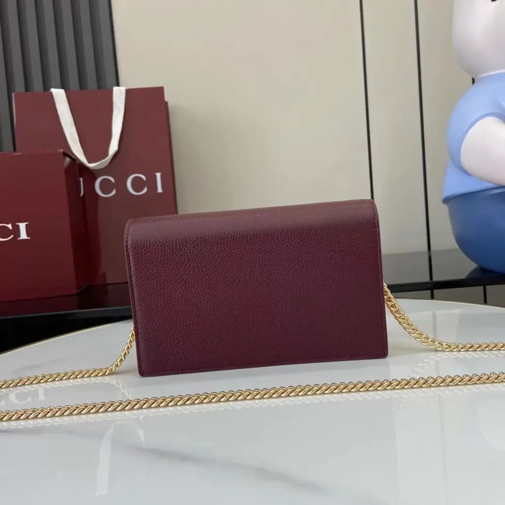 구찌 Gucci GG 마몬트 레더 금장 체인 미니 크로스백  상세 이미지