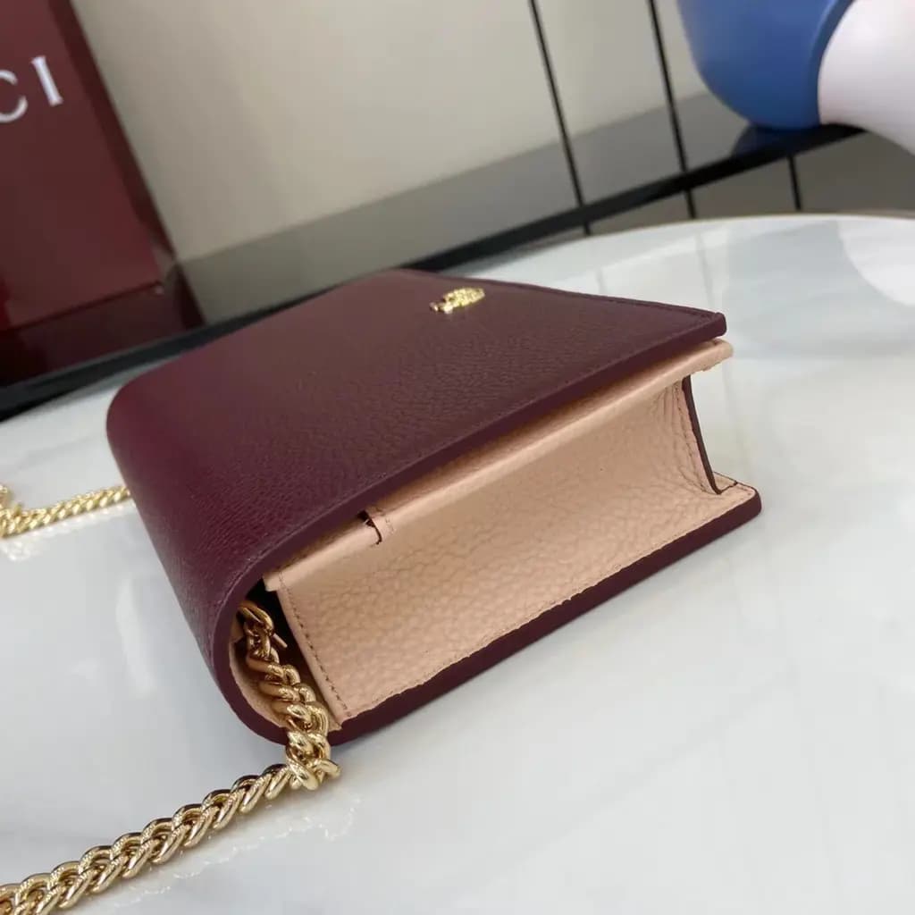 구찌 Gucci GG 마몬트 레더 금장 체인 미니 크로스백  상세 이미지