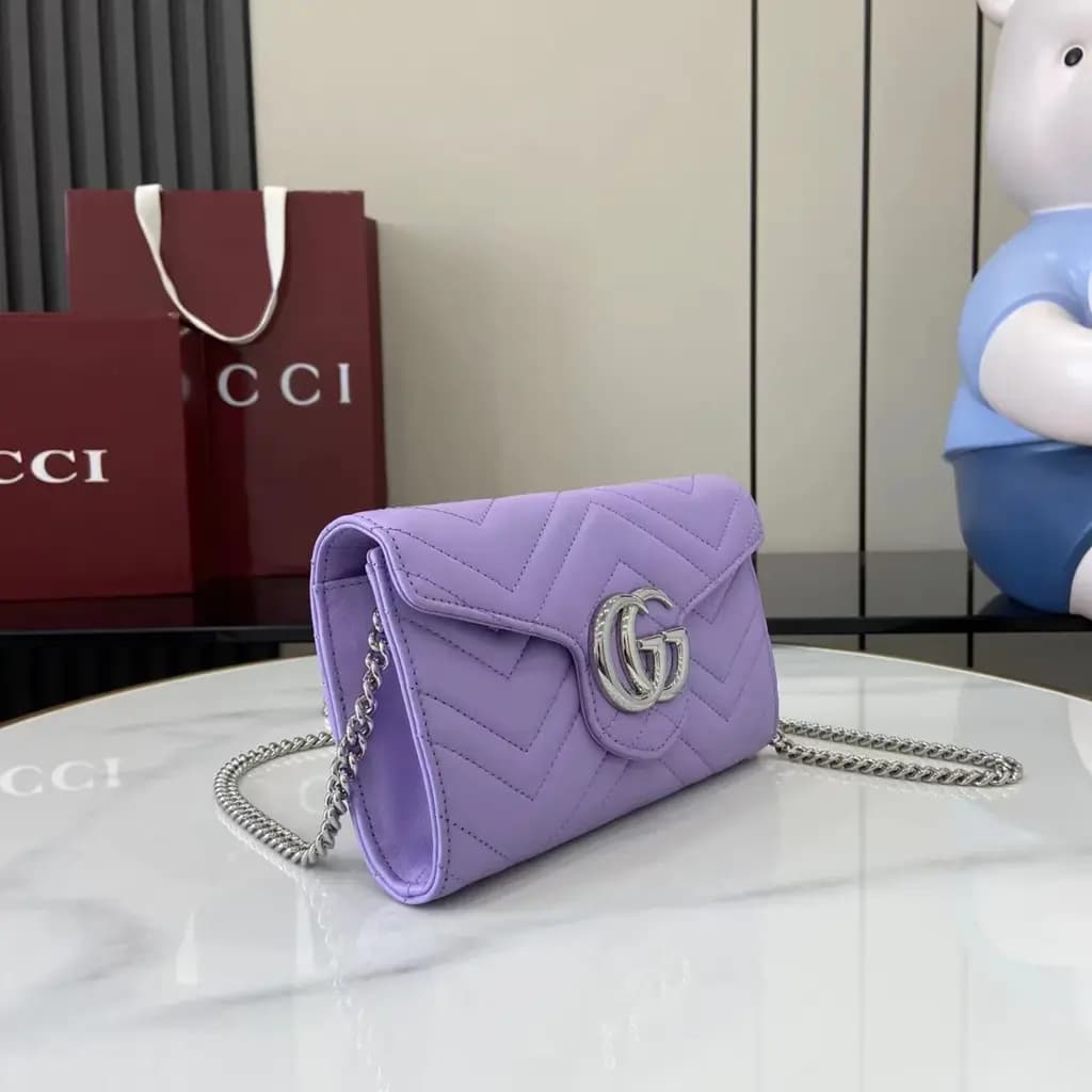 구찌 구찌 GG 마몬트 체인 달린 지갑 상세 이미지