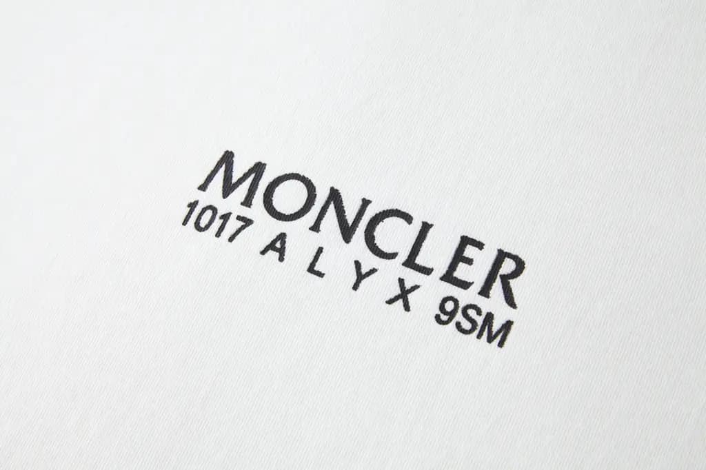 몽클레어 몽클레어 스플래터 프린트 반팔티 상세 이미지