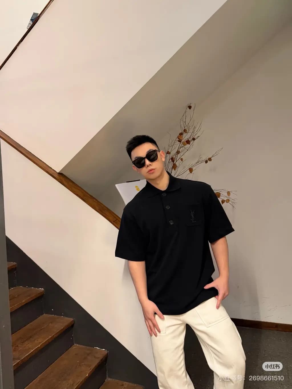 생로랑 생로랑 포켓 로고 자수 폴로 셔츠 상세 이미지