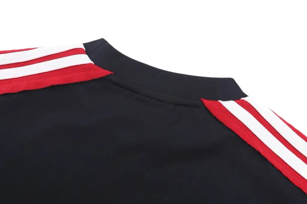 발렌시아가 발렌시아가 26SS 스트라이프 패치 반팔티 상세 이미지