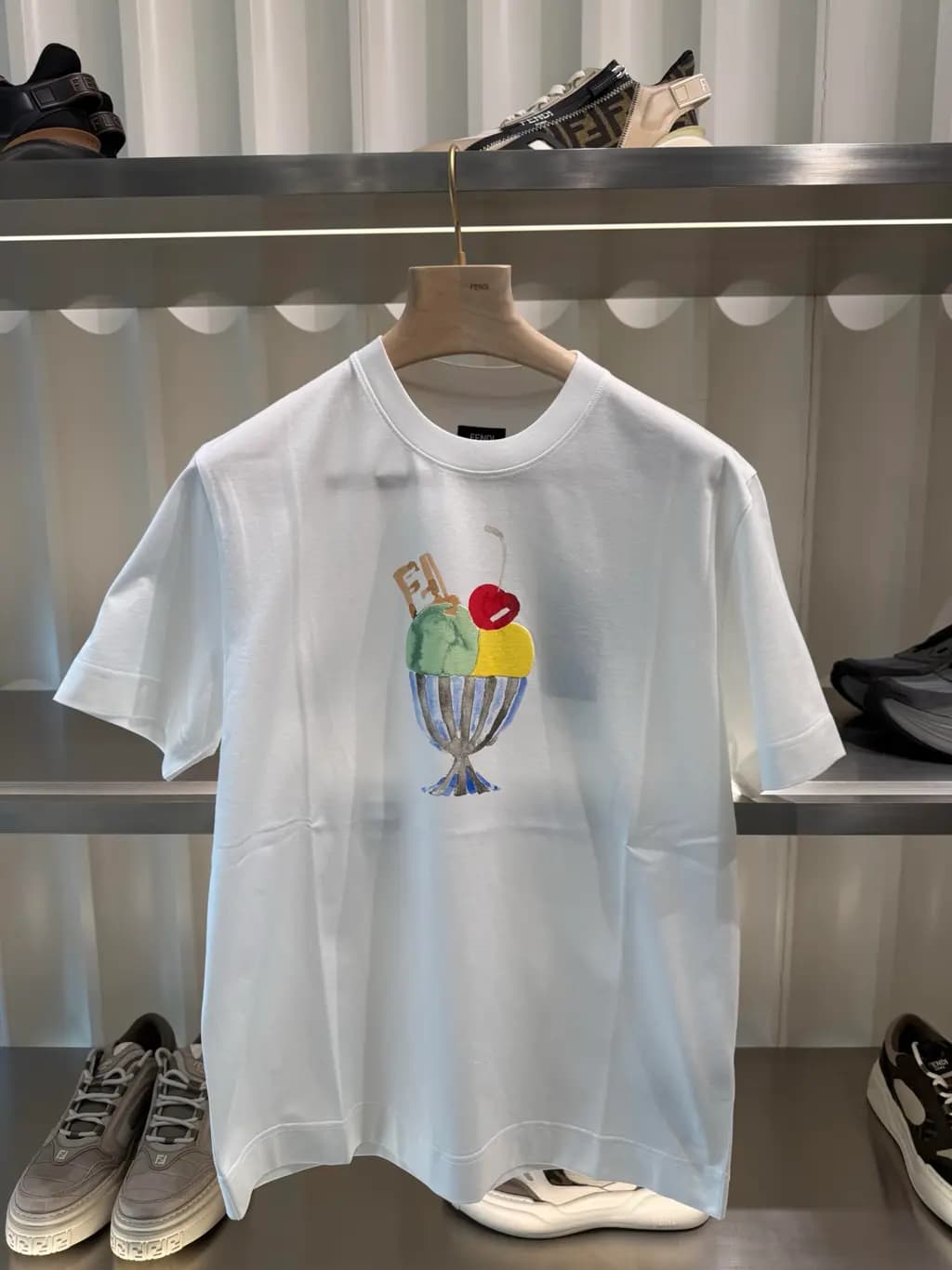 펜디 펜디 아이스크림 그래픽 발포 프린팅 반팔 티셔츠 상세 이미지
