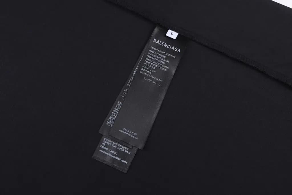 발렌시아가 발렌시아가 블러 레터링 반팔 티셔츠 상세 이미지