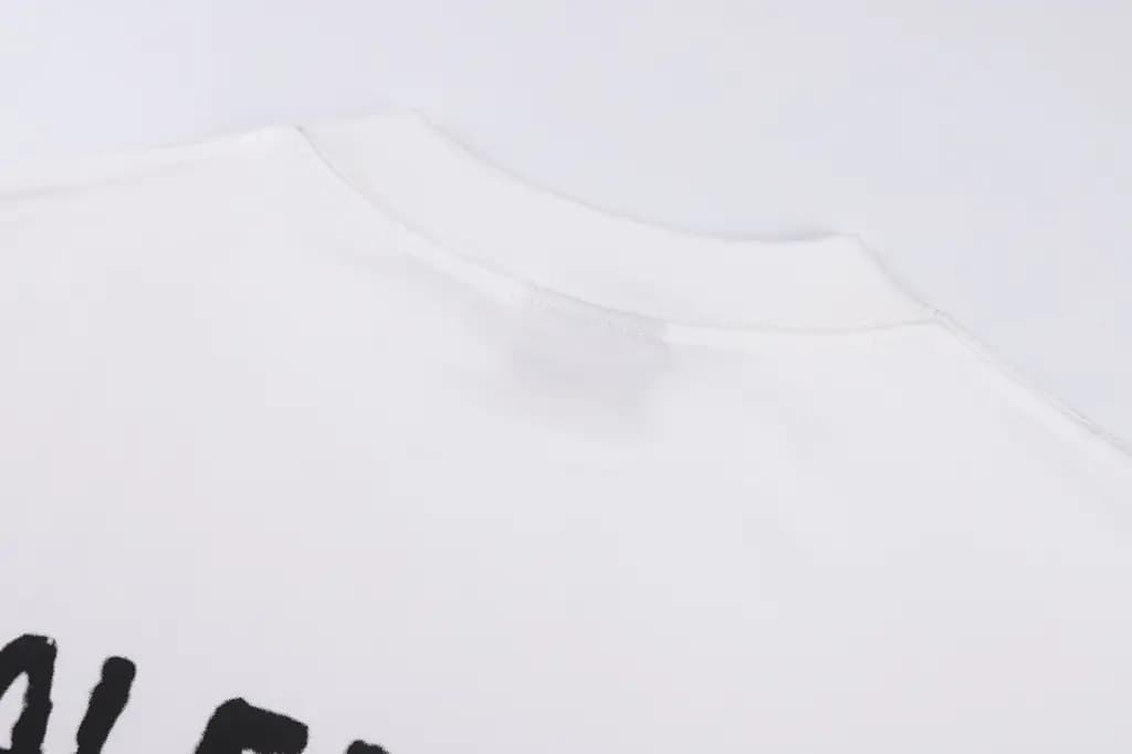 발렌시아가 발렌시아가 블러 레터링 반팔 티셔츠 상세 이미지