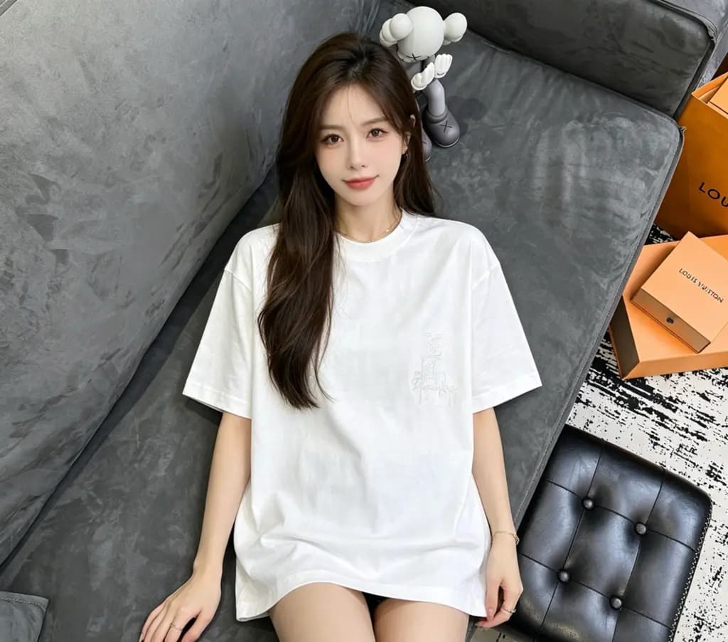 루이비통 루이비통 26SS 광변 자수 모노그램 반팔 티셔츠 상세 이미지