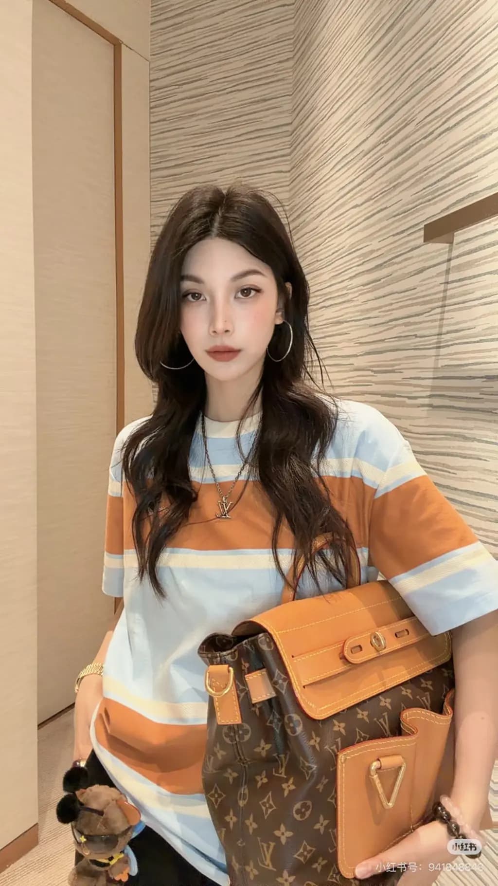 루이비통 루이비통 컬러 스트라이프 니트 반팔 티셔츠 상세 이미지