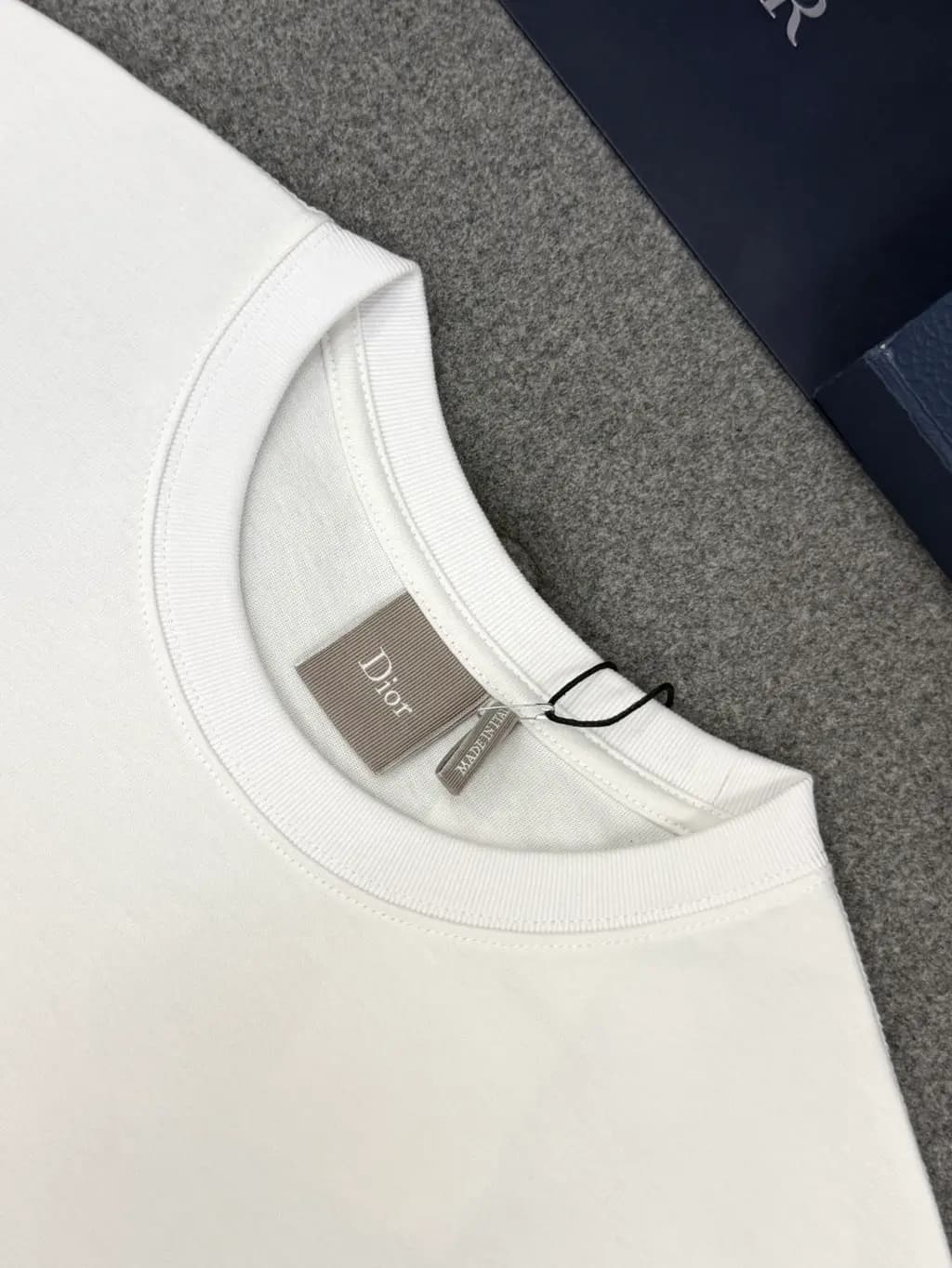 디올 디올 루즈핏 반팔 티셔츠 상세 이미지