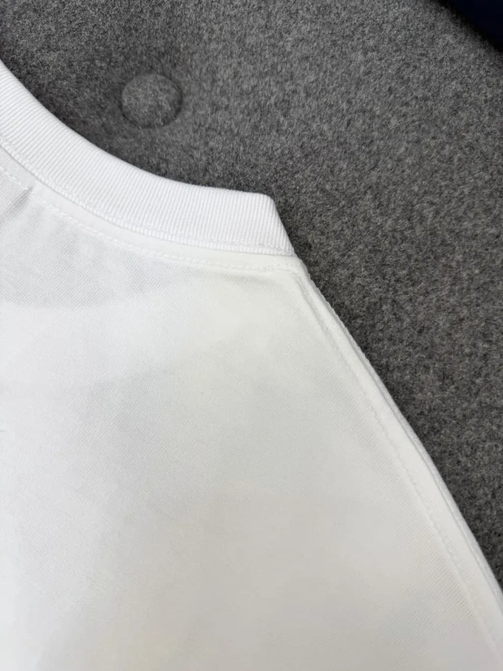디올 디올 루즈핏 반팔 티셔츠 상세 이미지