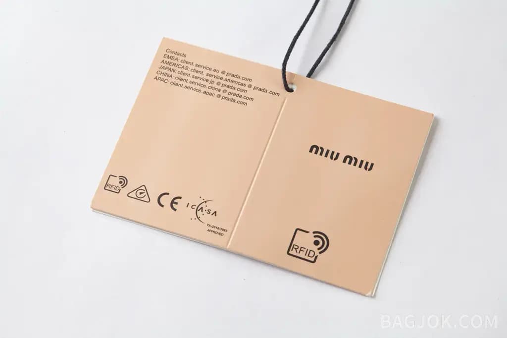 미우미우 미우미우 레이저 패치 자수 폴로 셔츠 상세 이미지