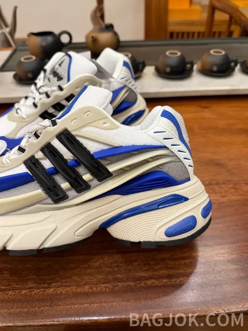 아디다스 아디다스 x 퍼렐 윌리엄스 아디스타 젤리피쉬 상세 이미지