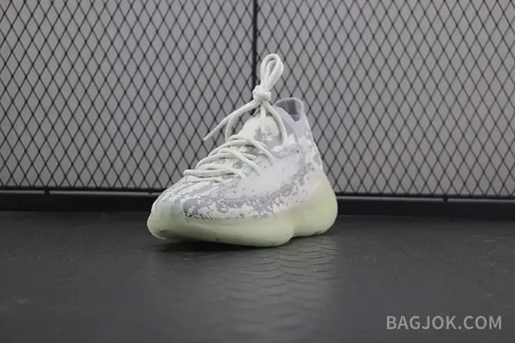 아디다스 YEEZY 380 상세 이미지