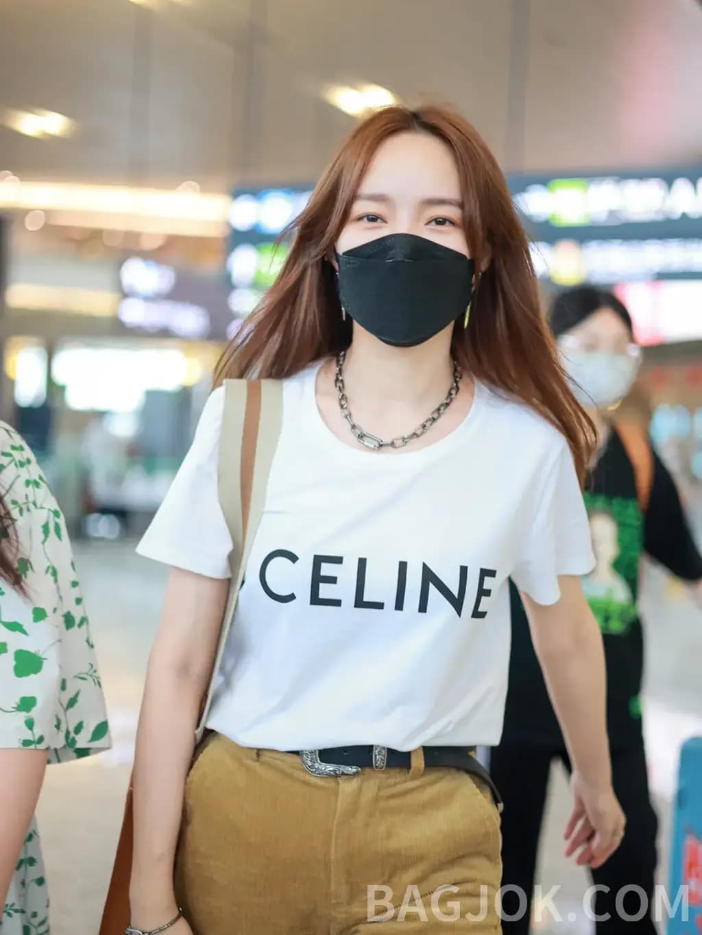 셀린느 셀린느 로고 프린트 반팔 티셔츠 상세 이미지