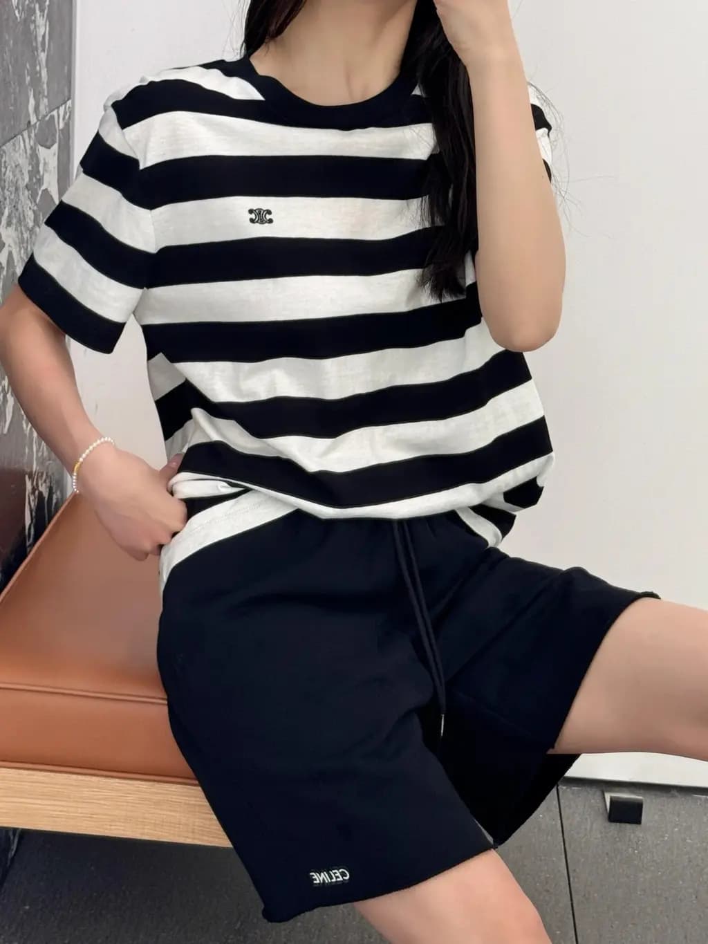 셀린느 셀린느 트리옹프 스트라이프 반팔 티셔츠 상세 이미지