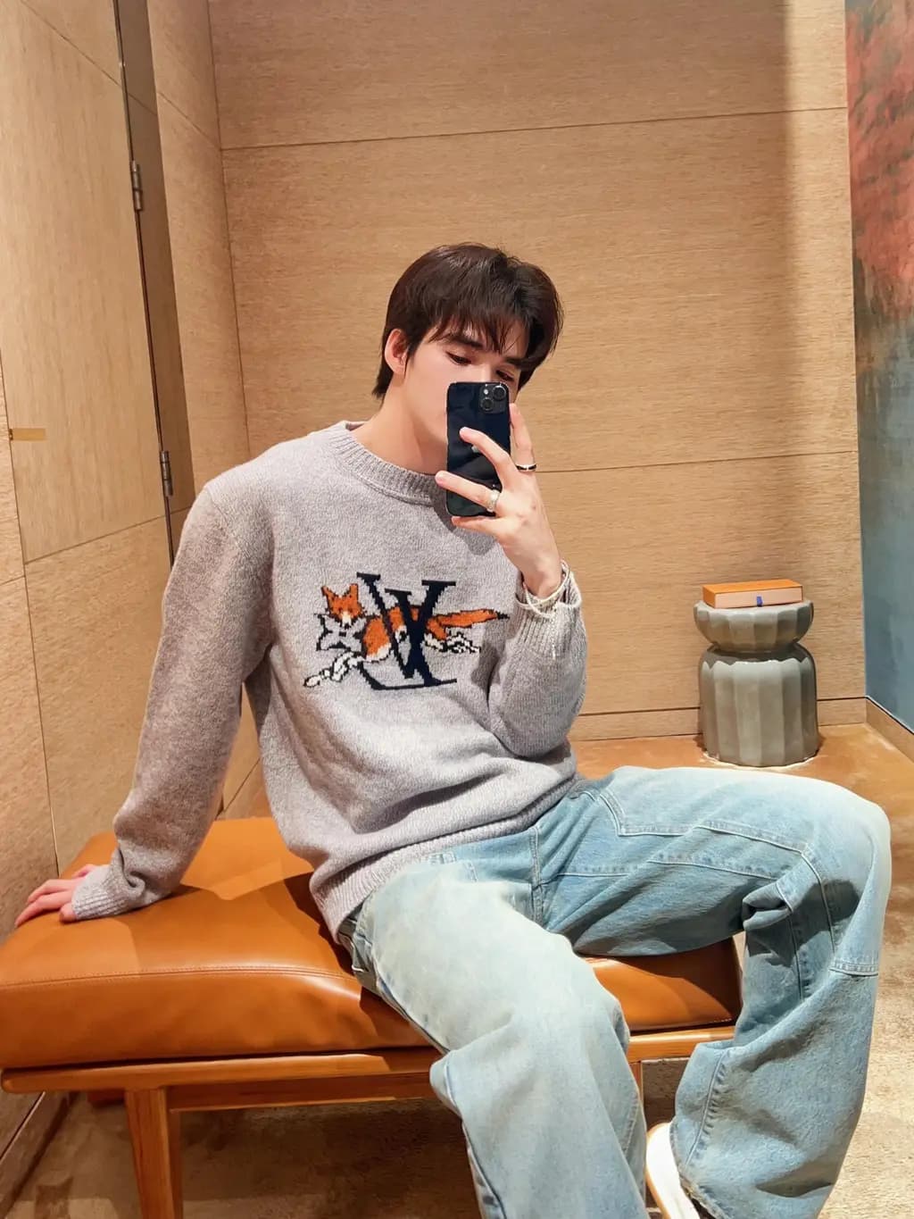 루이비통 루이비통 폭스 LV 자카드 니트 스웨터 상세 이미지