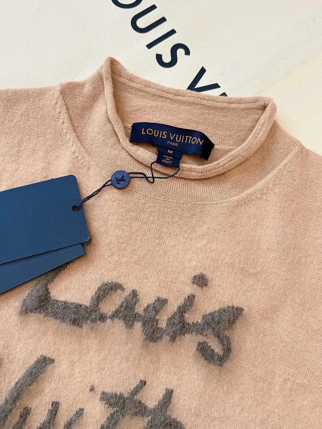 루이비통 루이비통 루이 Vuitton 스크립트 니트 반팔 티셔츠 상세 이미지