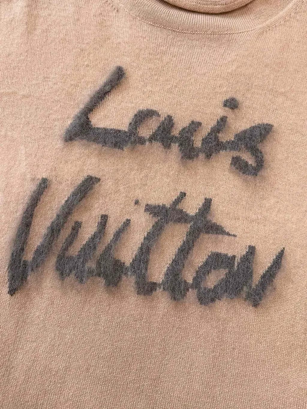 루이비통 루이비통 루이 Vuitton 스크립트 니트 반팔 티셔츠 상세 이미지