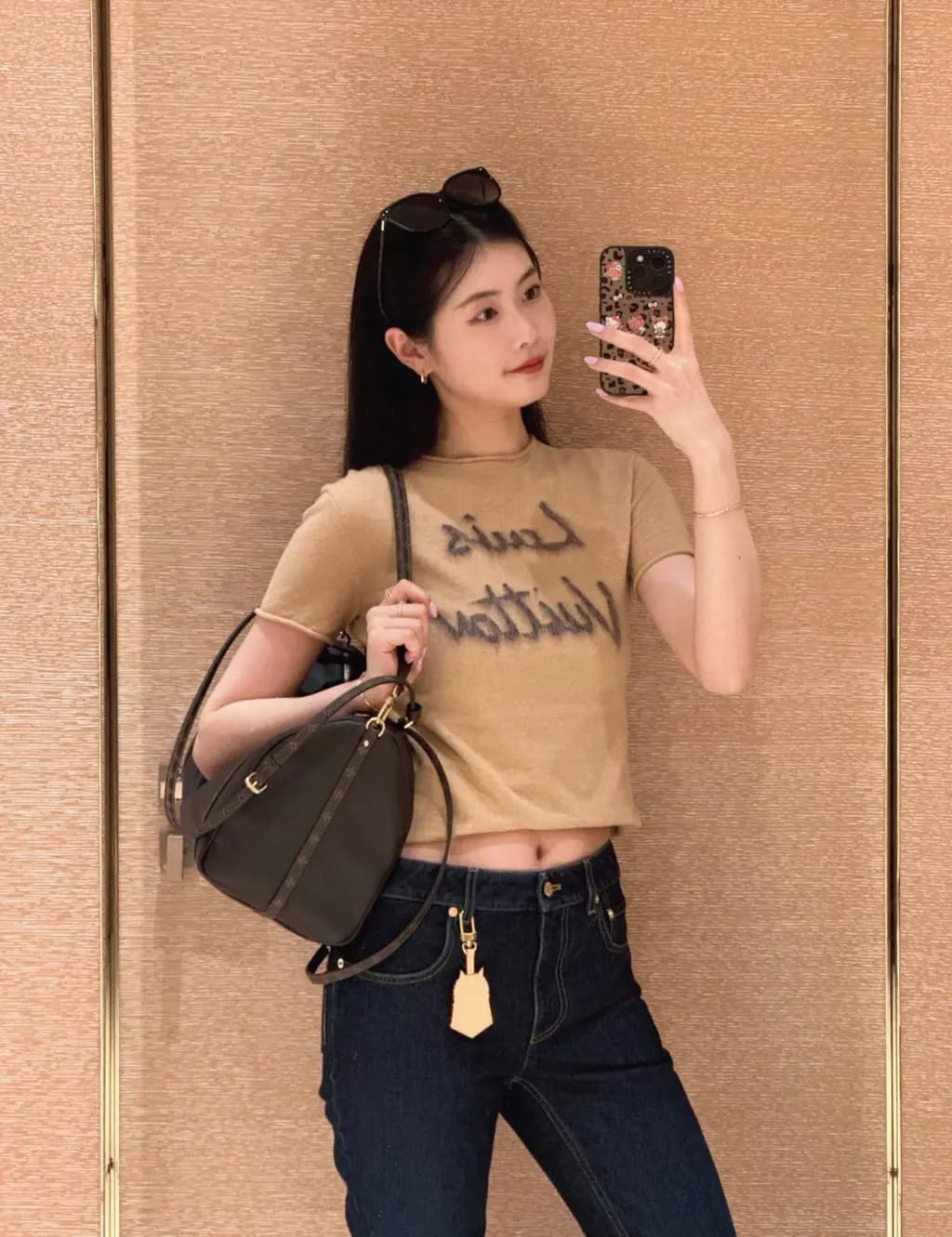 루이비통 루이비통 루이 Vuitton 스크립트 니트 반팔 티셔츠 상세 이미지