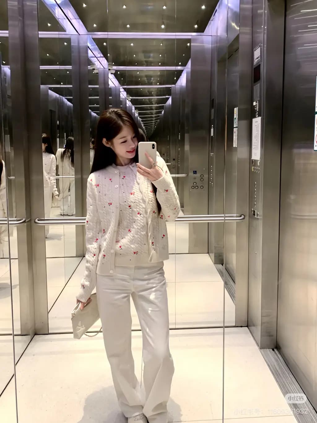 디올 디올 도브스 앤 로즈 자수 케이블 니트 가디건 상세 이미지