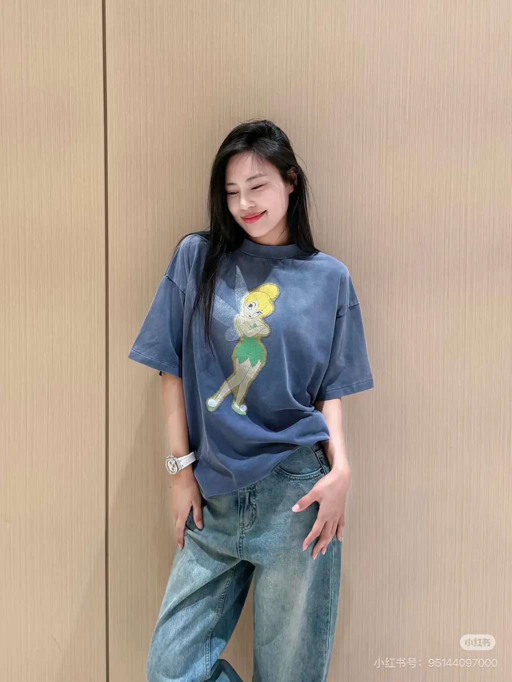 생로랑 생로랑 제니 픽시컷 탱커벨 그래픽 오버핏 티셔츠 상세 이미지
