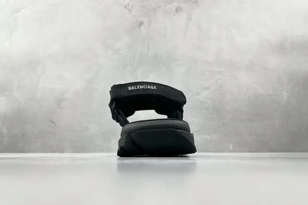 발렌시아가 발렌시아가 투어리스트 로고 터치 스트랩 샌들 블랙 상세 이미지