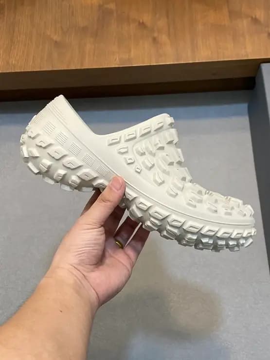 발렌시아가 발렌시아가 바운서 클로그 베이지 상세 이미지
