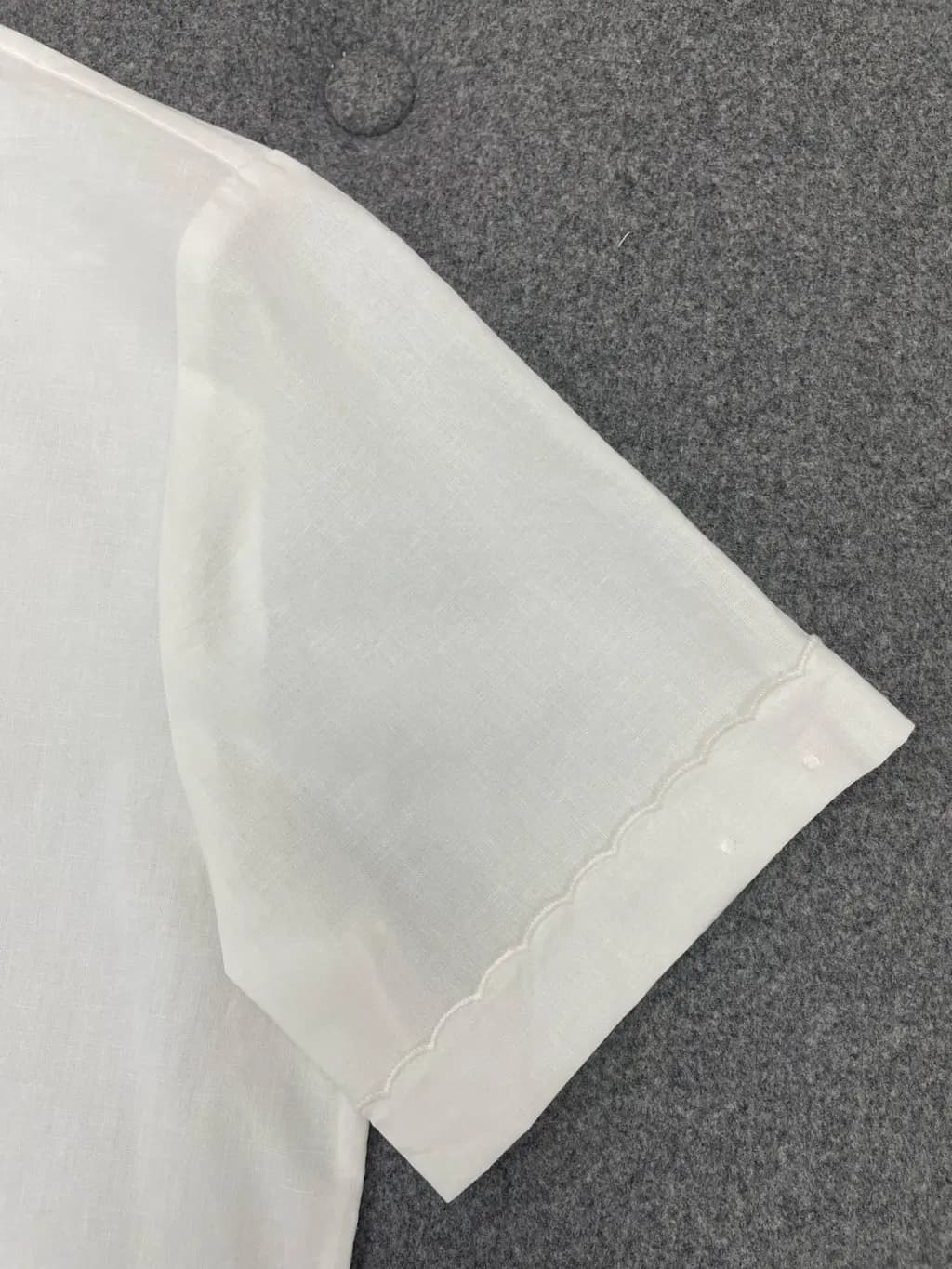 미우미우 미우미우 스캘럽 칼라 린넨 블렌드 반팔 셔츠 상세 이미지