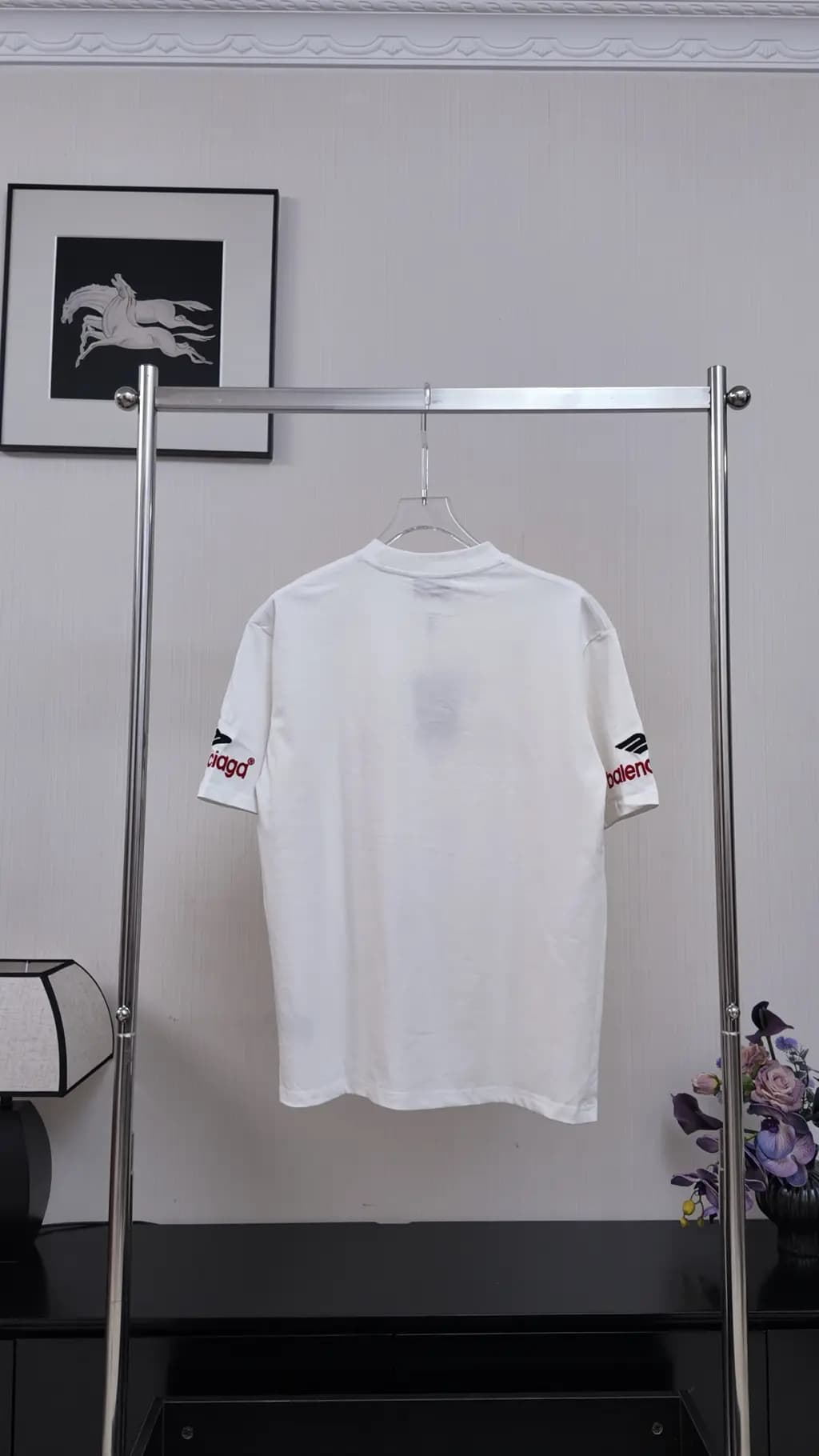 발렌시아가 발렌시아가 BB 로고 자수 오버핏 반팔 티셔츠 상세 이미지