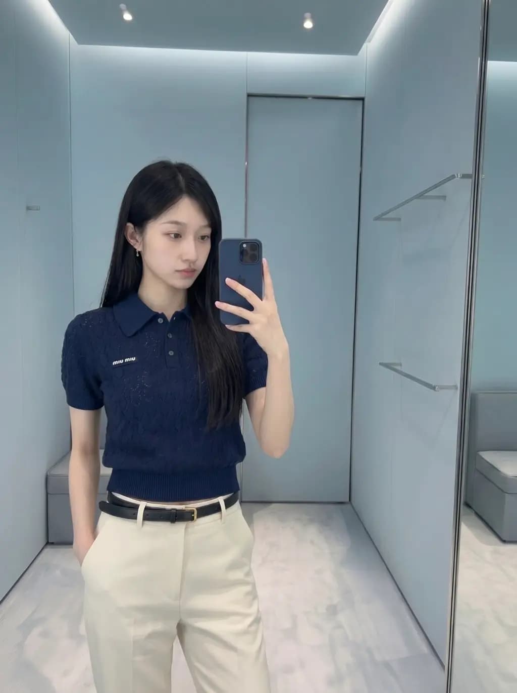미우미우 미우미우 플로럴 레이스 폴로 니트 반팔 상세 이미지