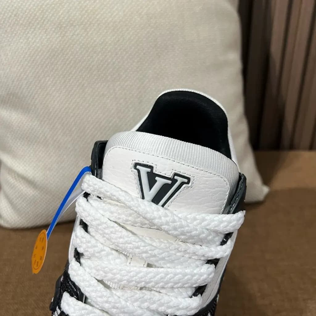 루이비통 루이비통 LV 트레이너 맥시 스니커즈 상세 이미지