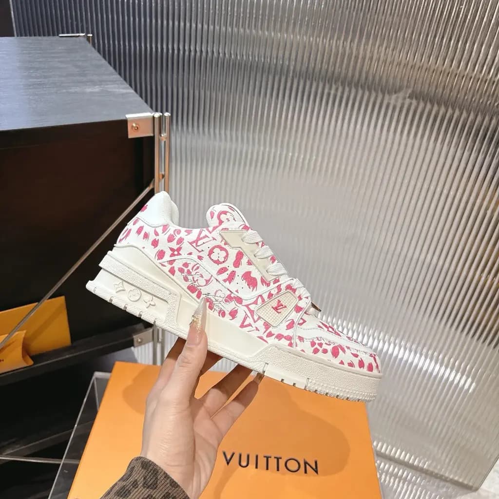 루이비통 루이비통 LV 여성 트레이너 스니커즈 상세 이미지