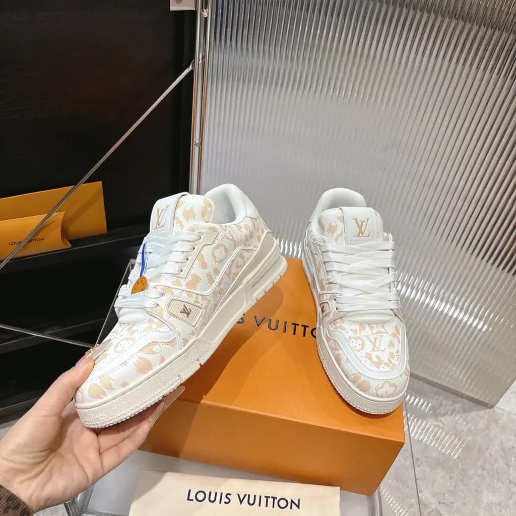 루이비통 루이비통 LV 여성 트레이너 스니커즈 상세 이미지
