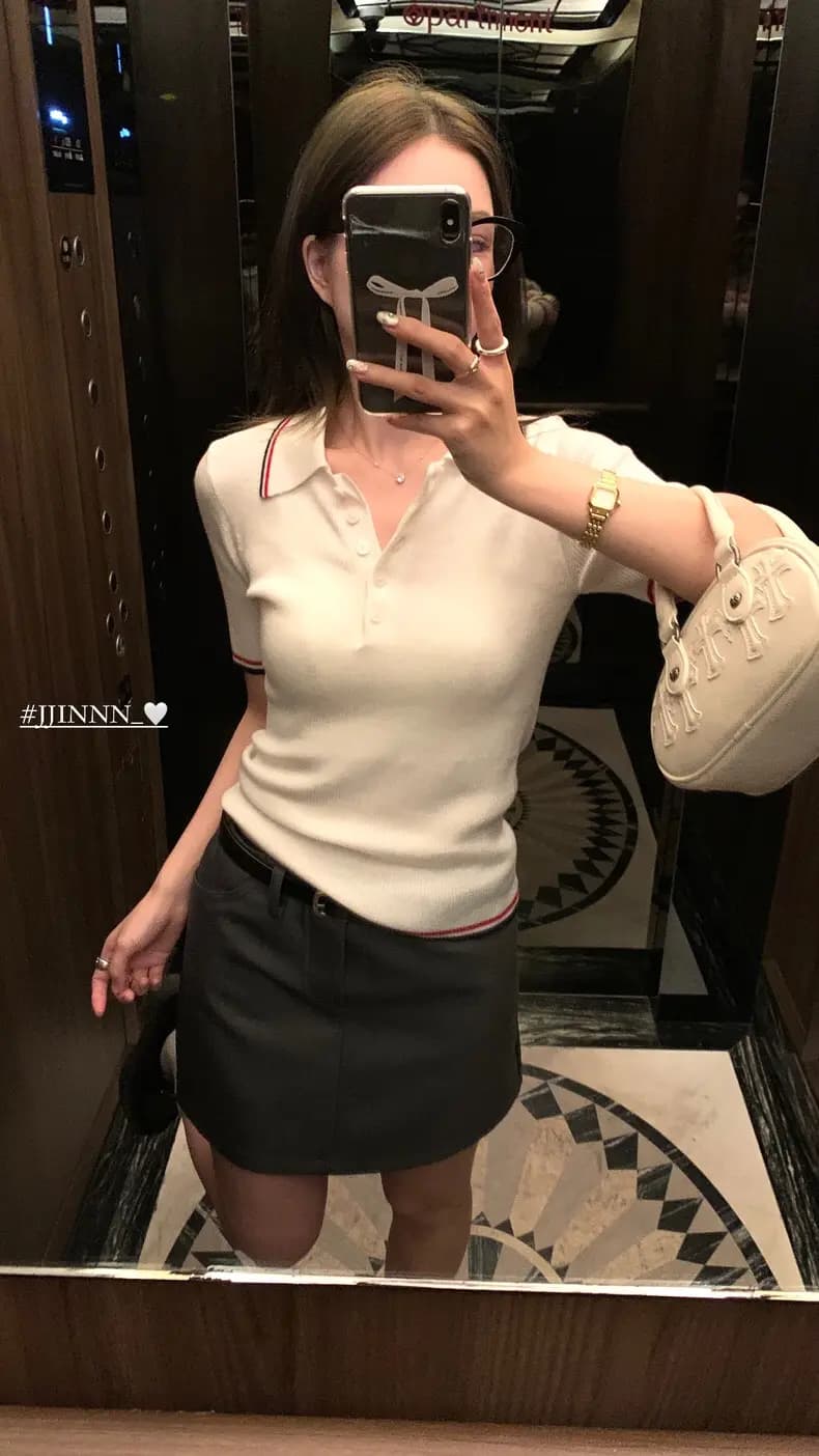 톰브라운 톰브라운 시그니처 리플 스티치 배색 폴로 니트 상세 이미지