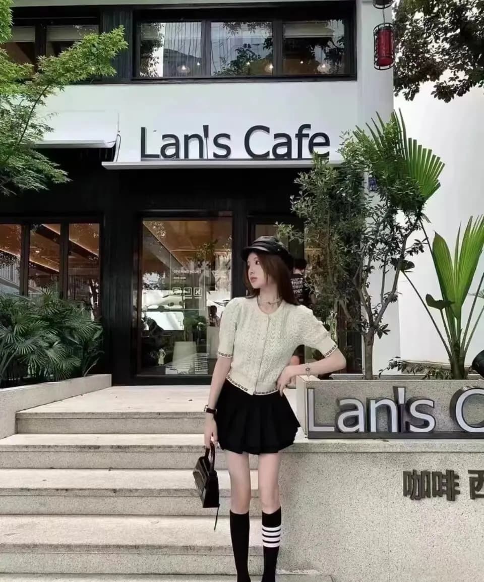 톰브라운 톰브라운 시그니처 케이블 포인텔 반팔 니트 가디건 상세 이미지