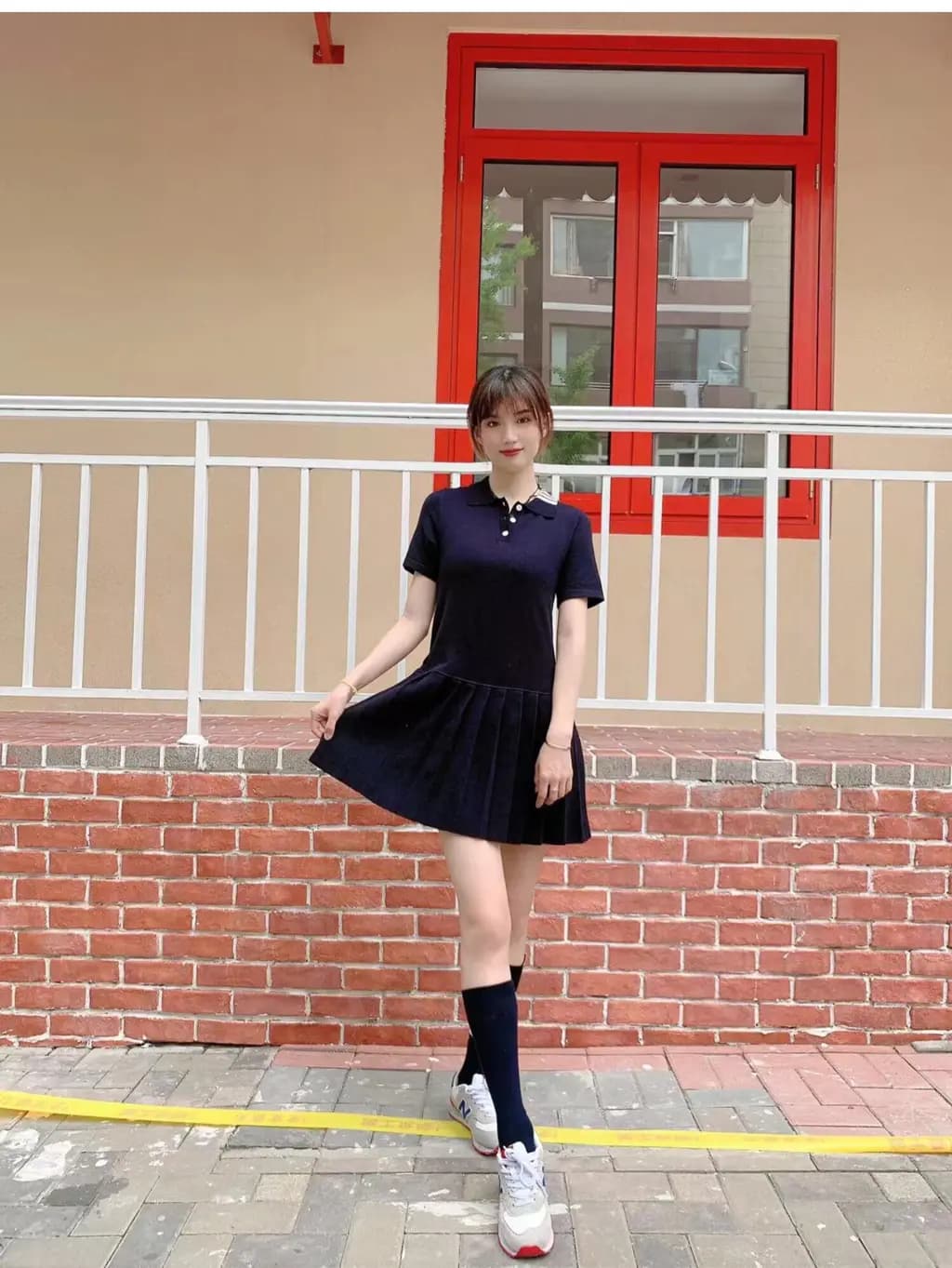 톰브라운 톰브라운 폴로 플리츠 미니 원피스 상세 이미지