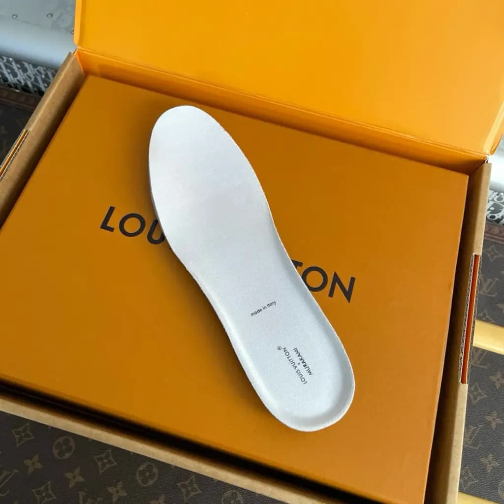 루이비통 루이비통 LV x TM LV 트레이너 여성 스니커즈 상세 이미지