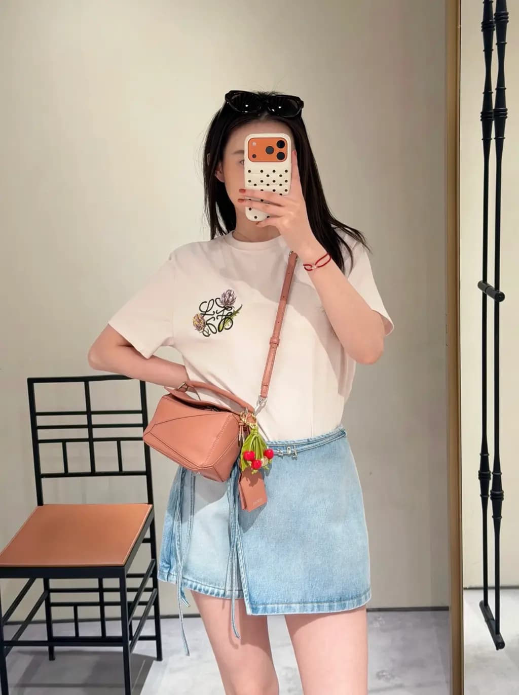 로에베 로에베 애너그램 아티초크 자수 코튼 저지 반팔 티셔츠 상세 이미지