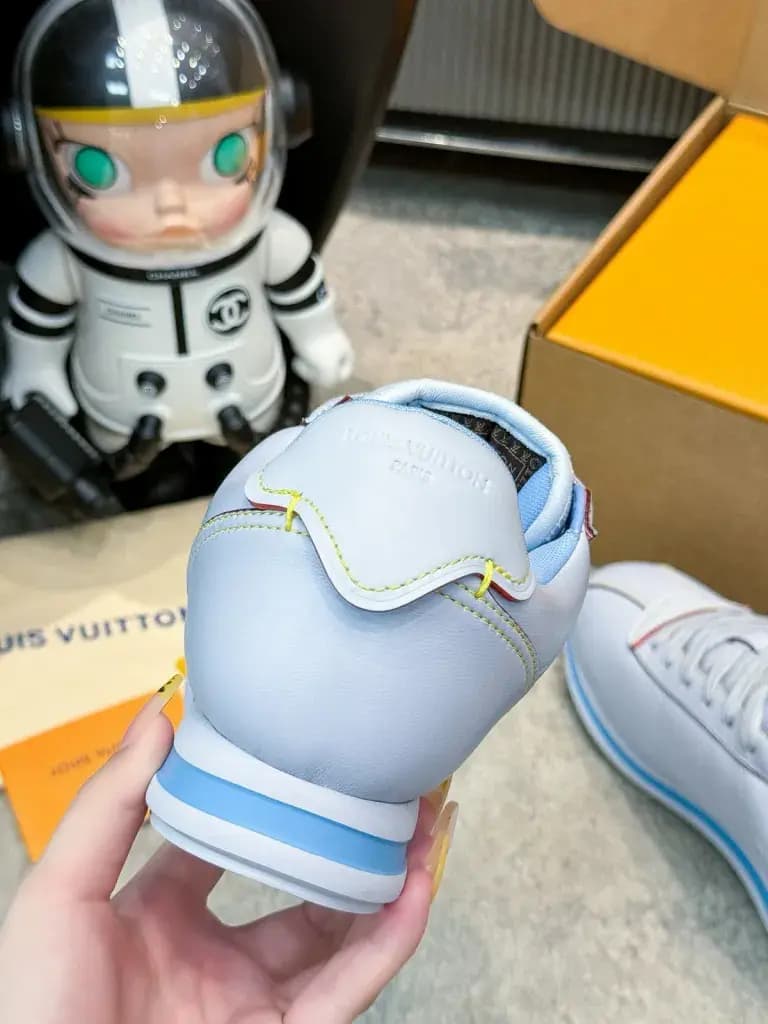 루이비통 루이비통 버터 소프트 스니커즈 상세 이미지