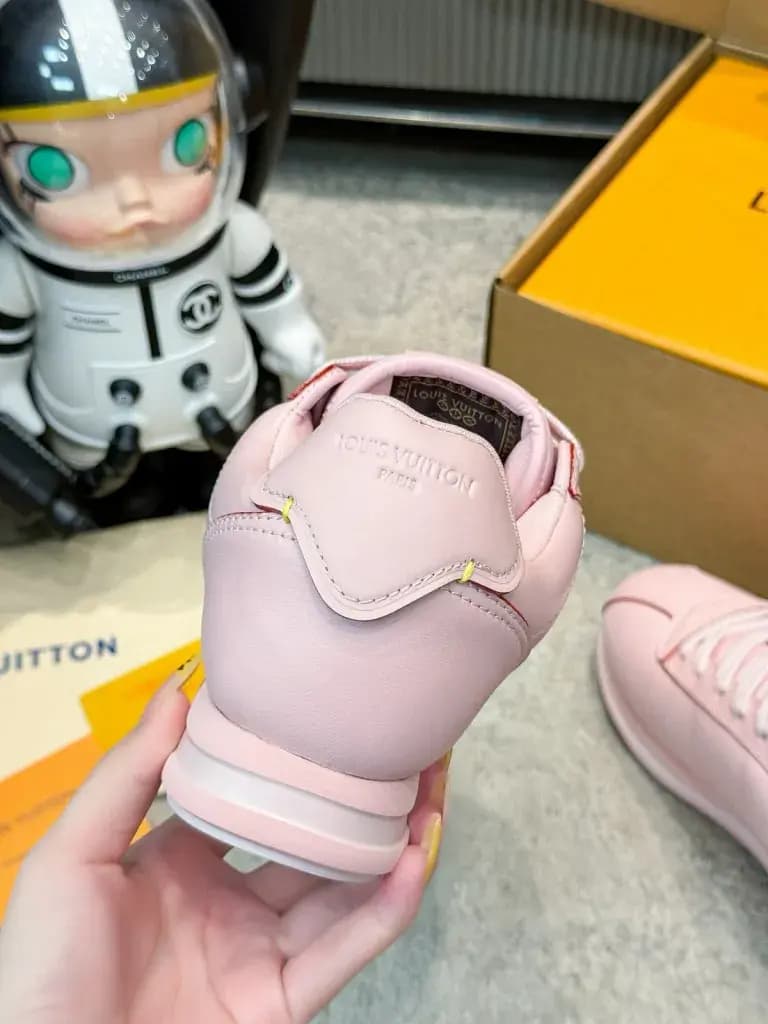 루이비통 루이비통 버터 소프트 스니커즈 상세 이미지
