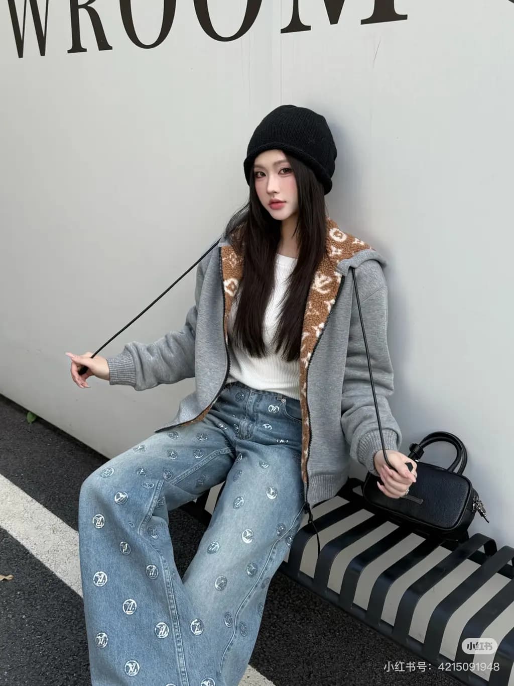 루이비통 루이비통 올오버 모노그램 스팽글 자수 와이드 데님 팬츠 상세 이미지