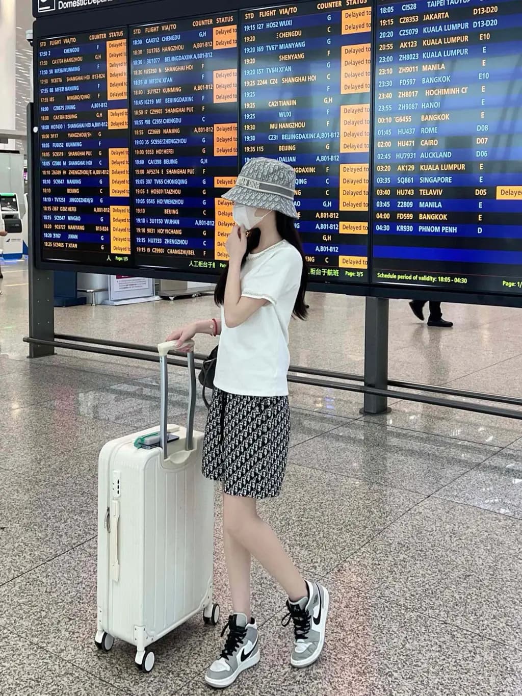 디올 디올 올오버 자카드 오블리크 데님 쇼츠 상세 이미지