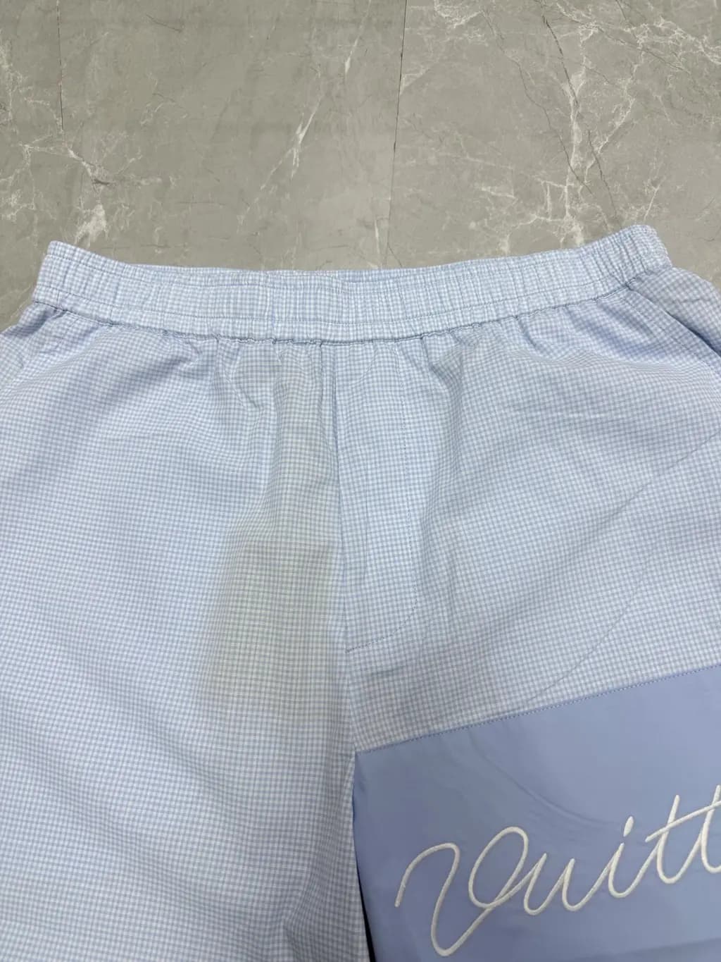 루이비통 루이비통 체크 패턴 드로스트링 쇼츠 상세 이미지