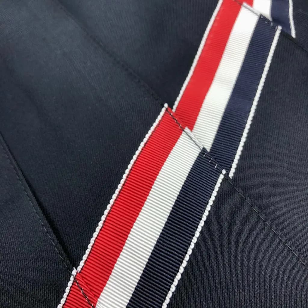 톰브라운 톰브라운 RWB 스트라이프 플리츠 미니 스커트 상세 이미지