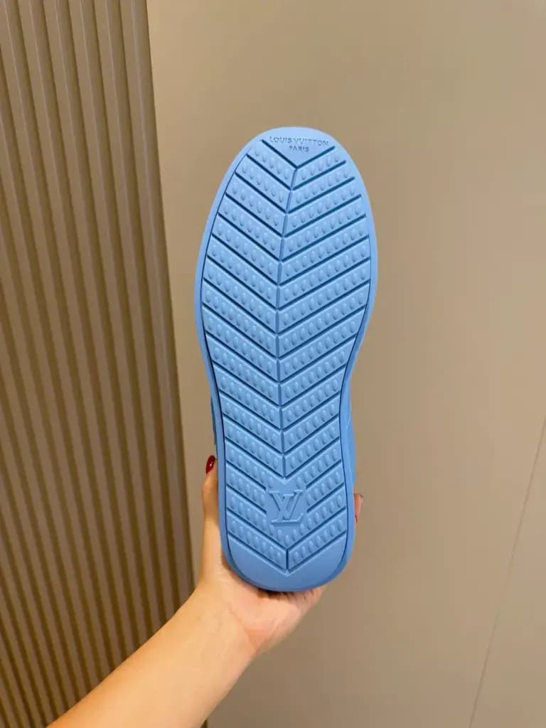 루이비통 루이비통 스니커즈 상세 이미지